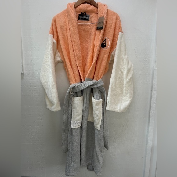 Wave Hawaii Other - Wave Hawaii Towel Robe‎ size S/M NWT!
